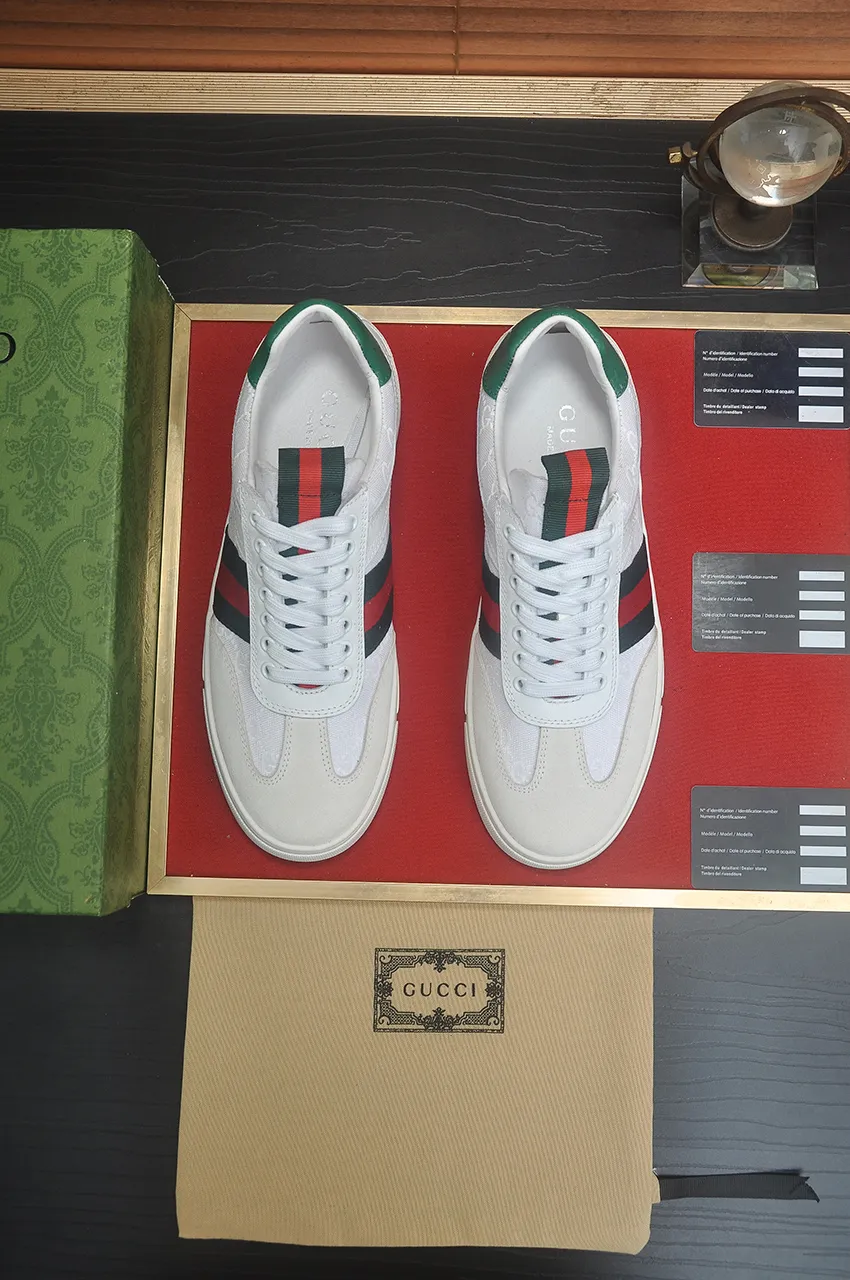 Men's men's shoes💰440💶[GUCCI] official website 1:1 men's sports shoes are now on the market. They are made of original fabric + water-dyed sheepskin lining, plus the official website original 1:1 comfortable outsole. Fashionable and versatile, super comfortable and breathable. Standard shoe size 38/45 (custom-made size 45 is non-refundable)